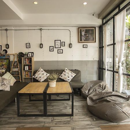 The Pause Hostel Chiang Mai Exterior foto