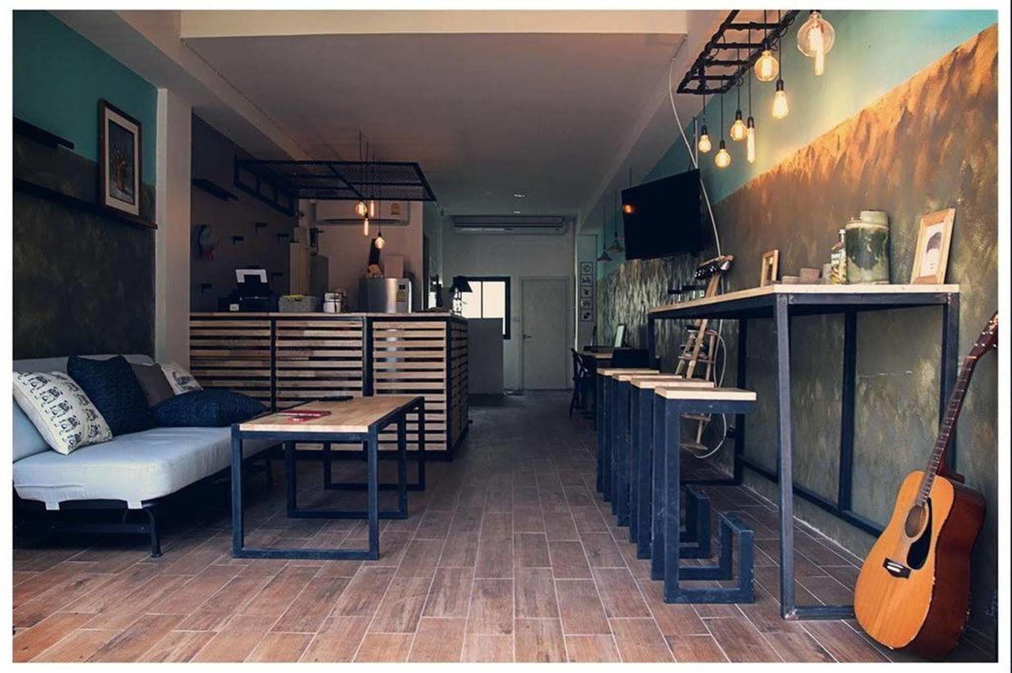 The Pause Hostel Chiang Mai Exterior foto